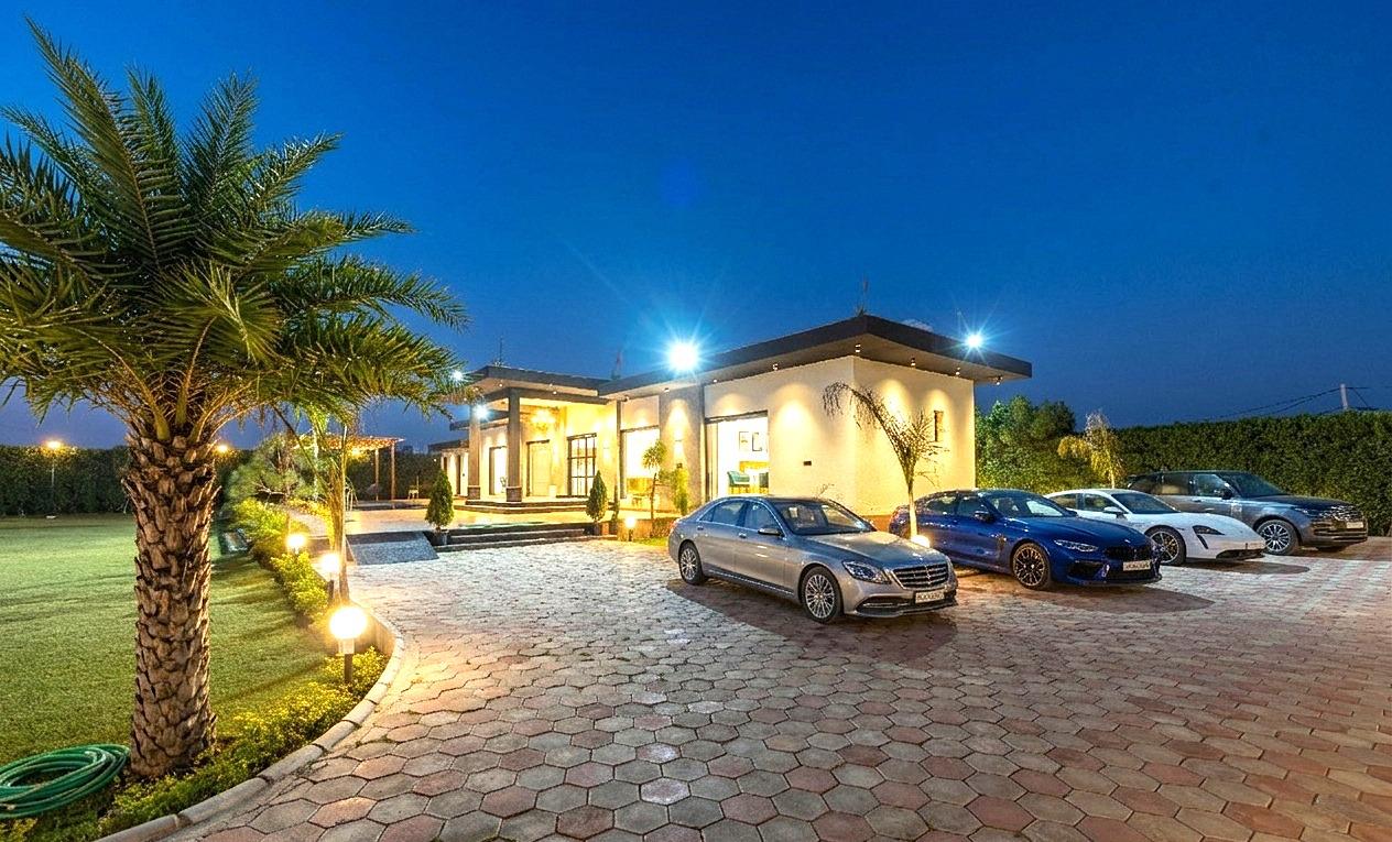 Vanraaj Farms exterior atmosphere for gatherings
